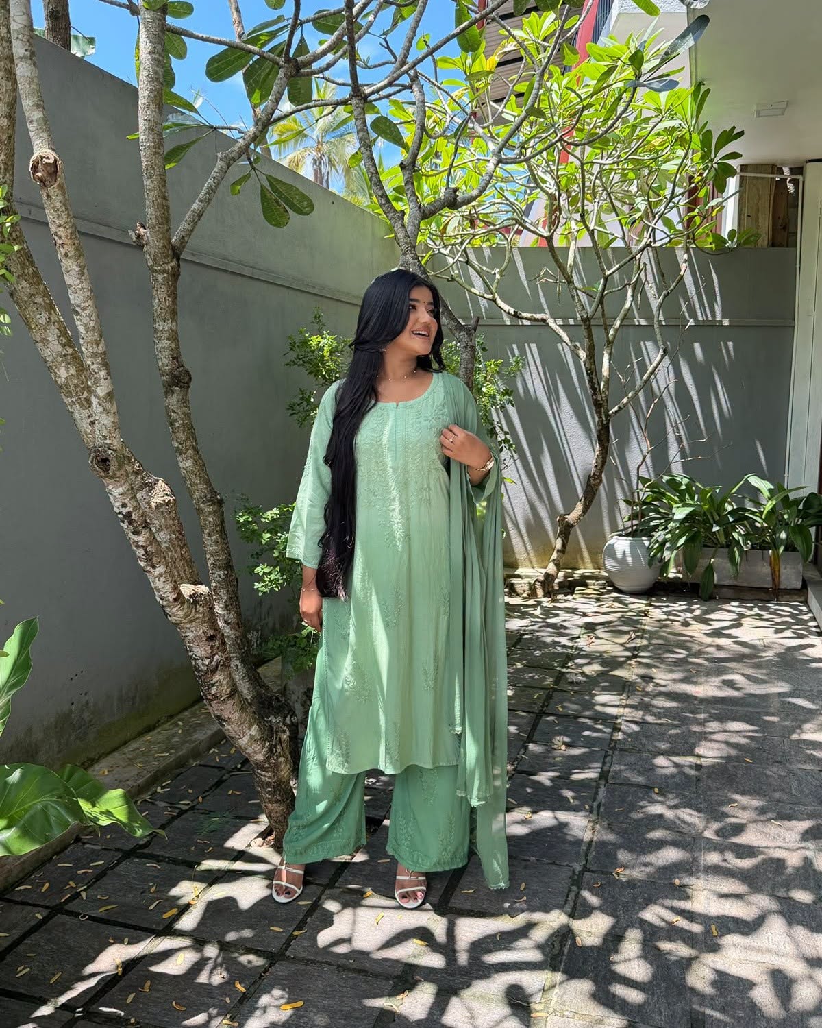 chikankari kurthi set
